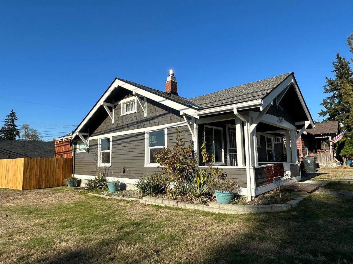 Cozy Home Conveniently Located With King Bed Tacoma Exterior foto